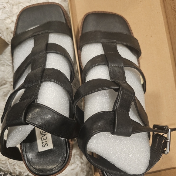Steve Madden Black Strappy Women's Sandals - Picture 1 of 4